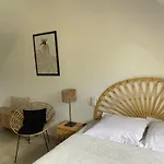 Tiki Ora Lodge - Tiki